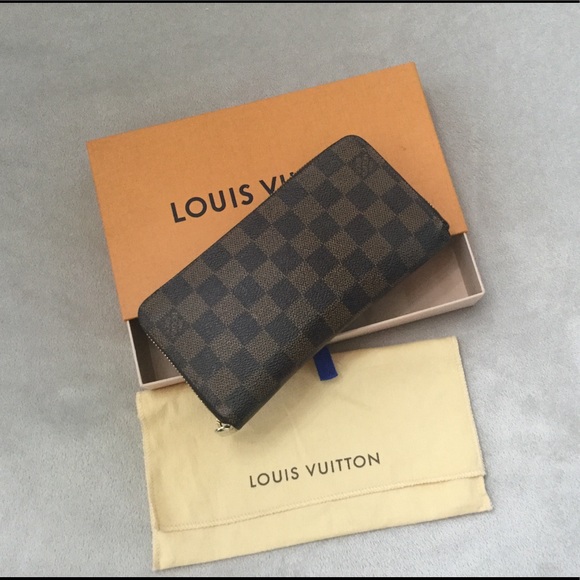 Louis Vuitton Handbags - Louis Vuitton Damier Zippy Wallet